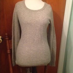 Cashmere sweater